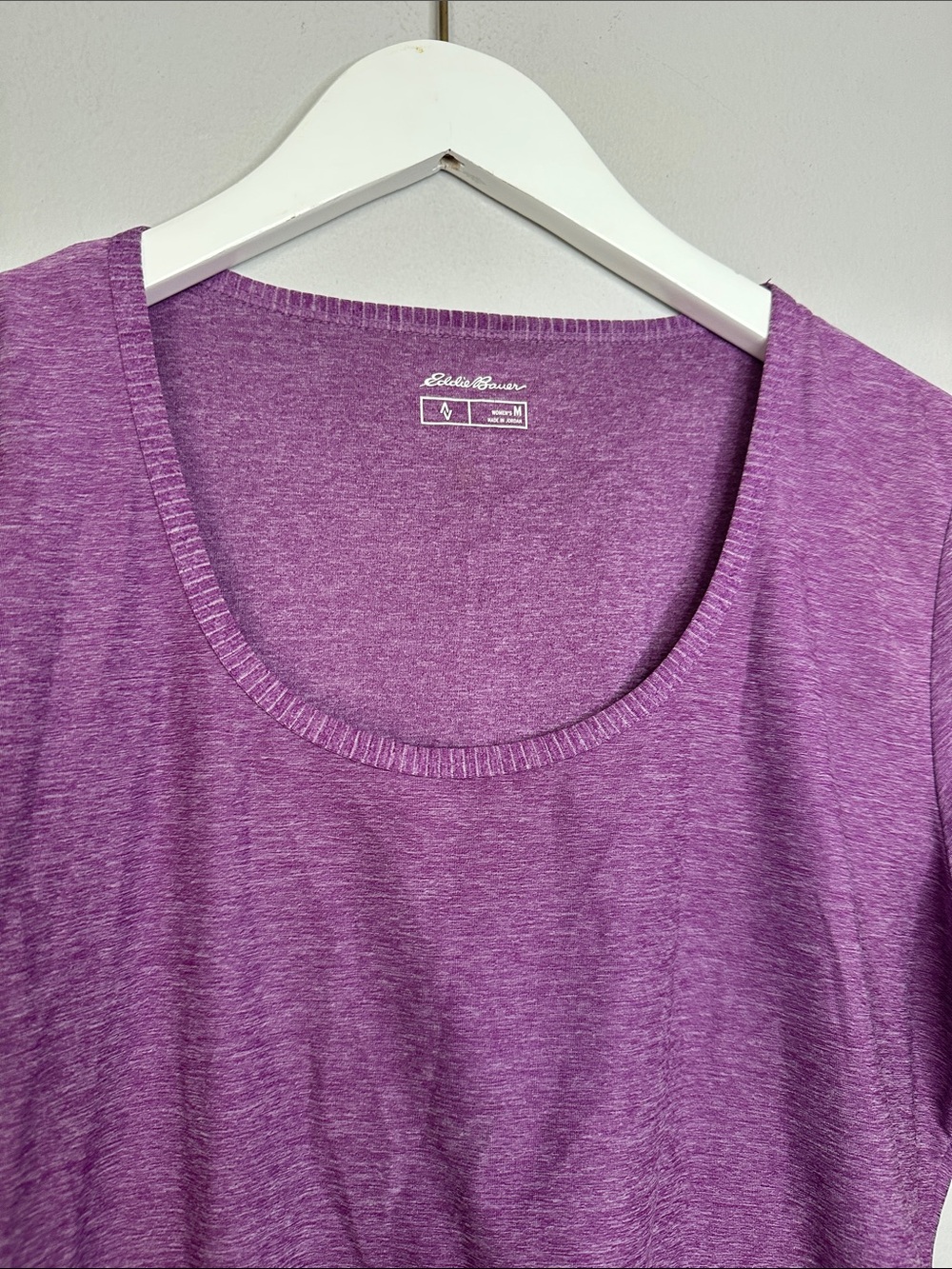 Eddie Bauer Heathered Purple Scoop Neck Short Sleeve Tee size M - Picture 2 of 5